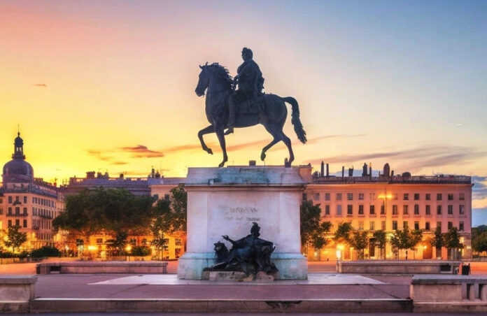 statue de Louis XIV à Lyon